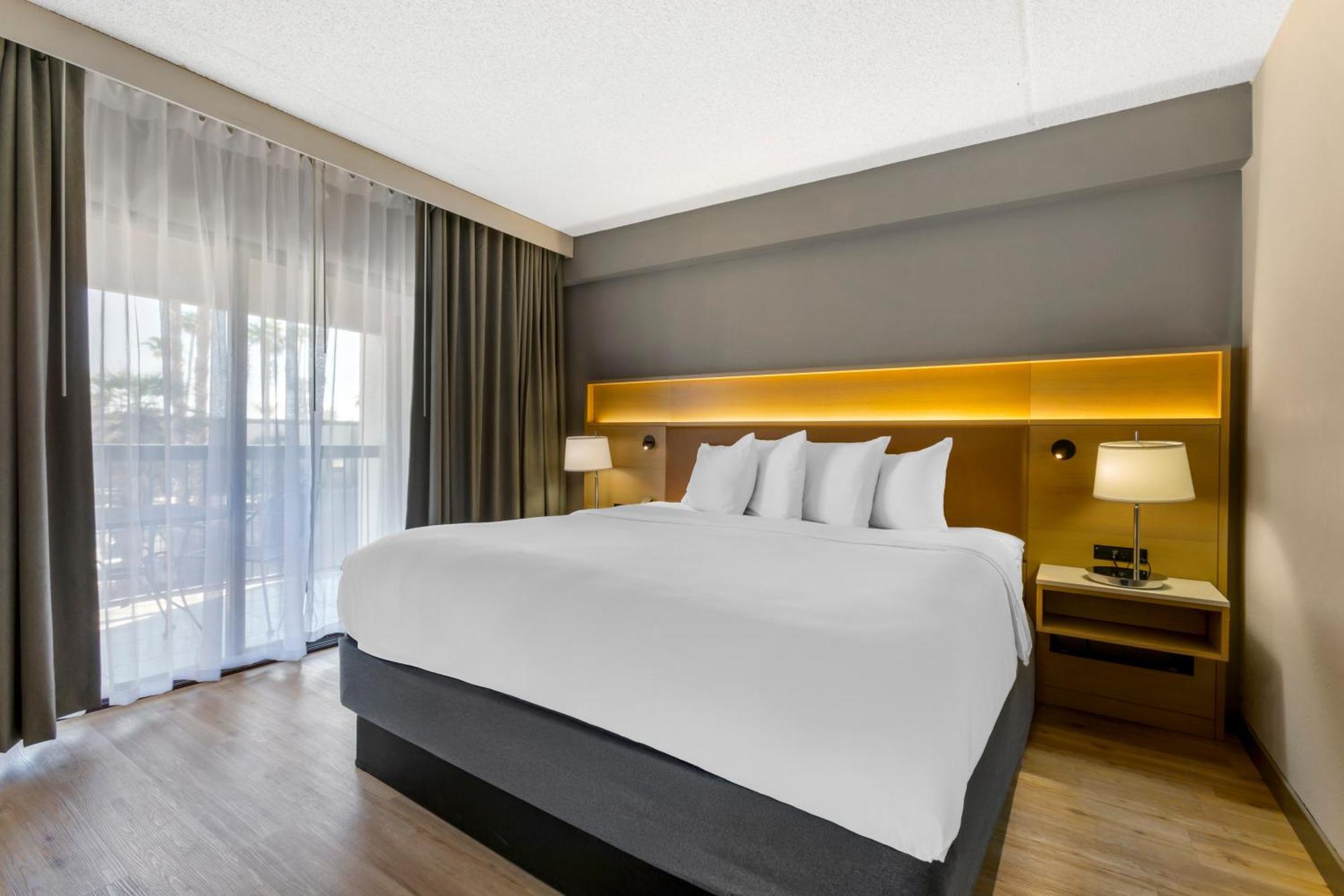 Hotel Radisson 3*